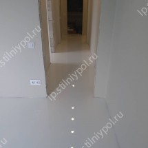Однотонные полы в квартире, матовые и глянцевые, цвет может быть любой по RAL.